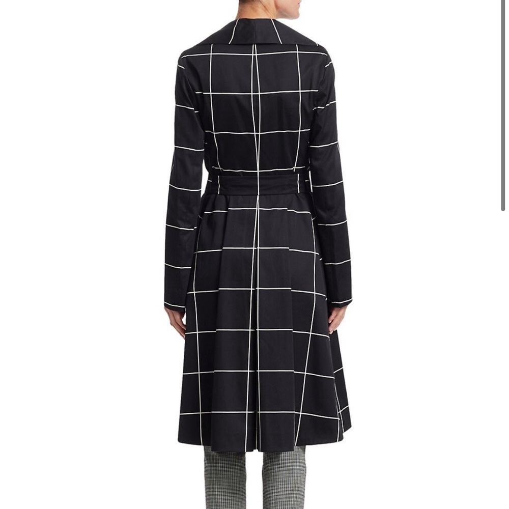 Akris punto Big Grid Belted Trench Coat, size 8 - Picture 8 of 14